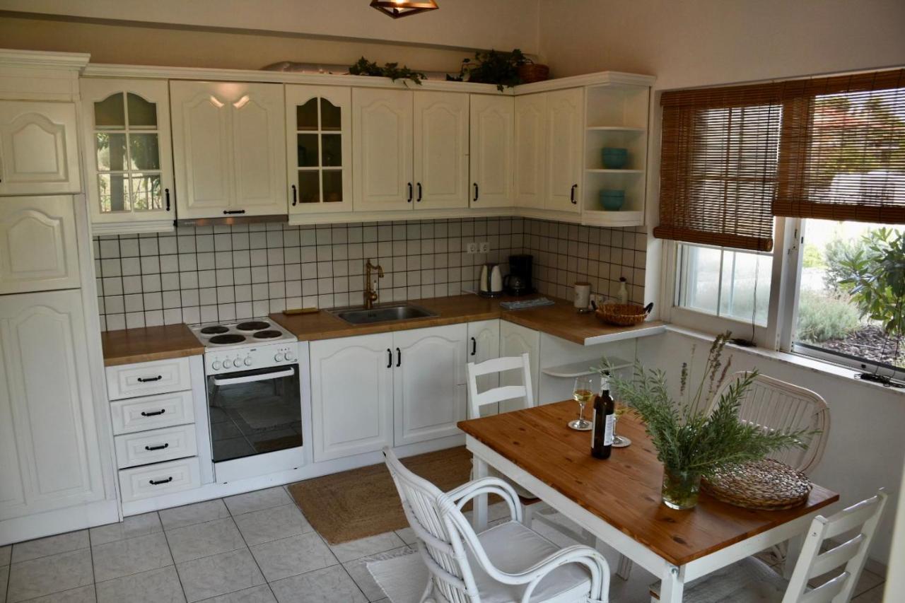 Apartment Beach House Халкіда Екстер'єр фото