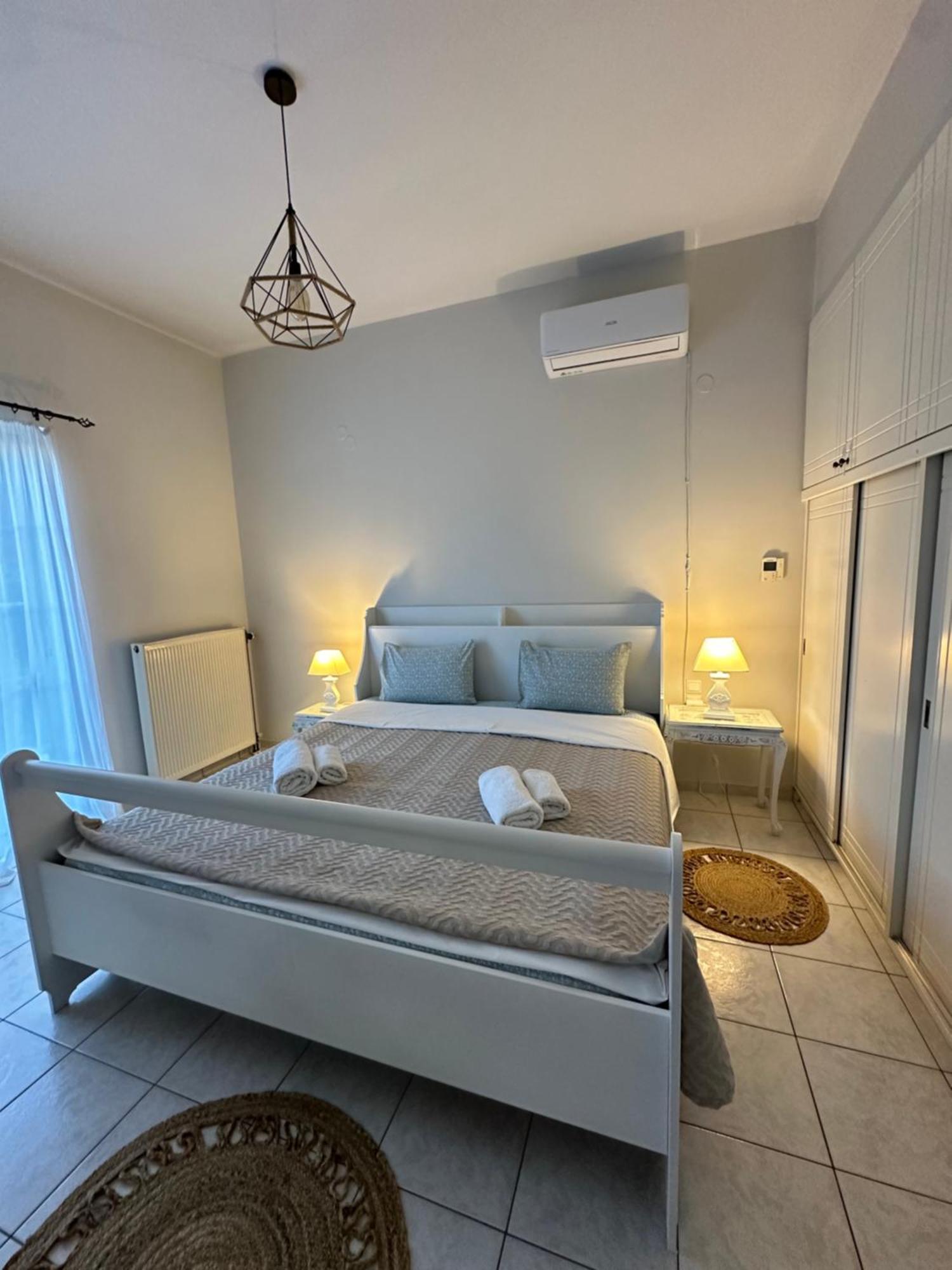 Apartment Beach House Халкіда Екстер'єр фото